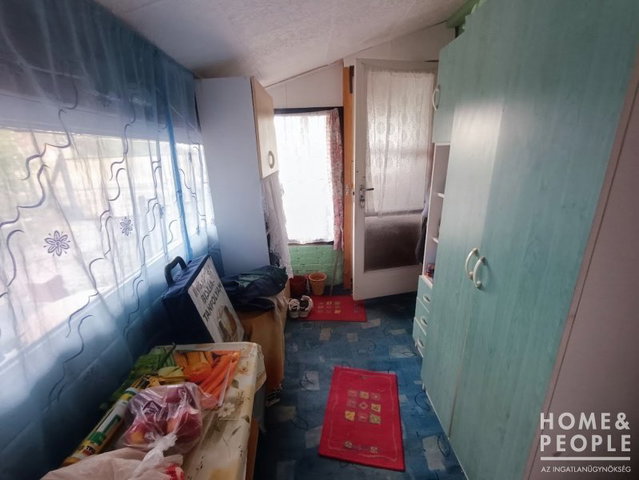 Eladó családi ház, Balástyán 9.99 M Ft, 1 szobás