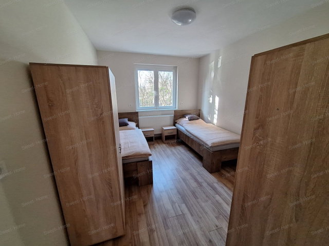 Kiadó családi ház, albérlet, Kecskeméten 800 E Ft / hó