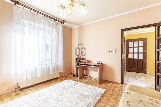 Eladó családi ház, Szegeden 95 M Ft, 3 szobás