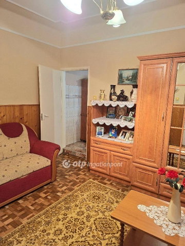 Eladó családi ház, Szabadszálláson 33.8 M Ft, 3 szobás