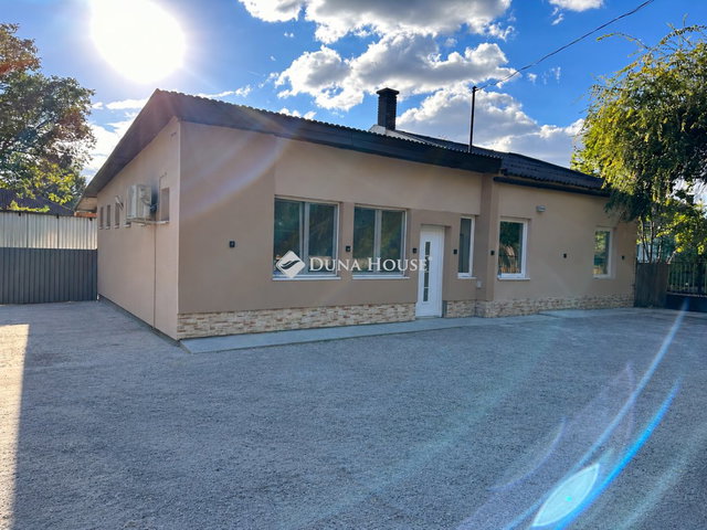 Eladó családi ház, Örkényen 45 M Ft, 4 szobás