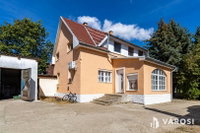 Eladó családi ház, Vácszentlászlón 70 M Ft, 7 szobás