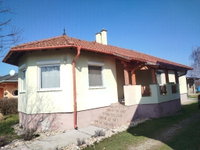 Eladó családi ház, Nagyalásonyon 51.5 M Ft