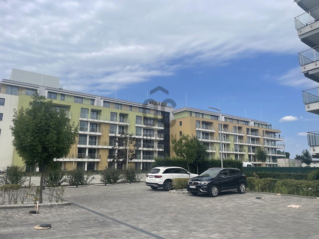 Eladó téglalakás, Siófokon 99.5 M Ft, 3 szobás
