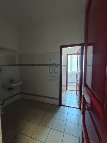 Kiadó iroda, Mohácson 126 E Ft / hó / költözzbe.hu