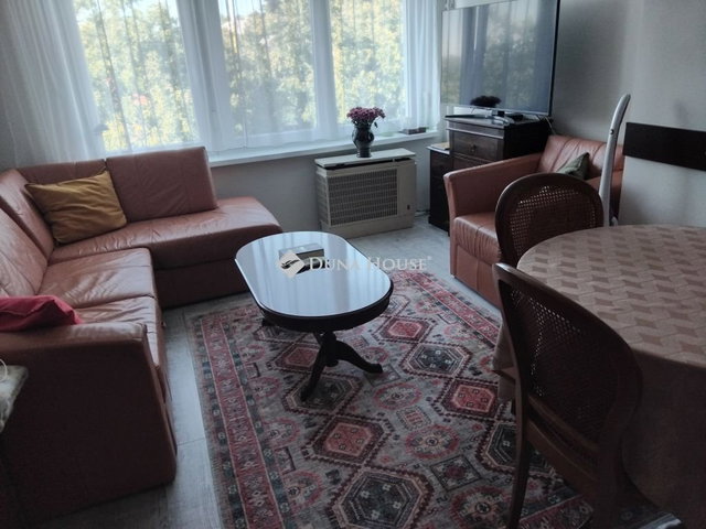 Eladó téglalakás, Pécsett, Hunyadi János utcában 43 M Ft