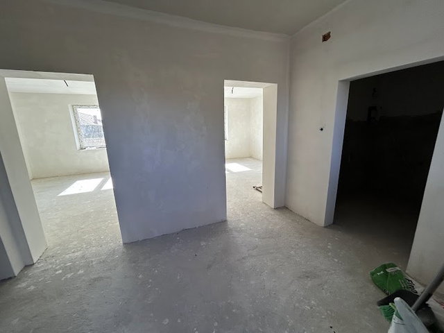 Eladó családi ház, Újszászon 23 M Ft, 2 szobás