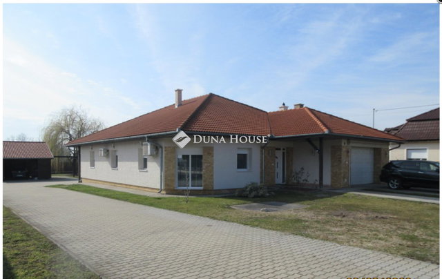 Eladó családi ház, Délegyházán 165 M Ft, 4 szobás