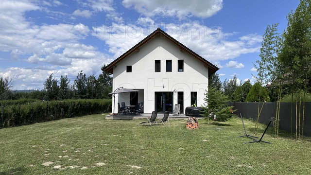 Eladó családi ház, Balatonkeresztúron 86 M Ft, 1+3 szobás