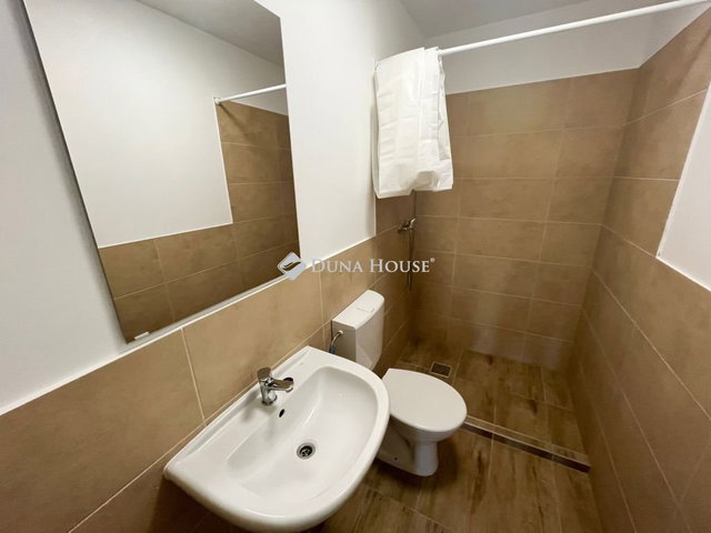 Kiadó téglalakás, albérlet, Székesfehérvárott 325 E Ft / hó