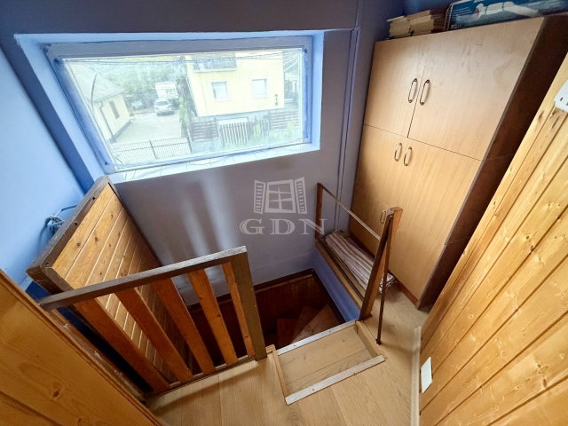 Eladó családi ház, Veresegyházon 54.99 M Ft, 3 szobás