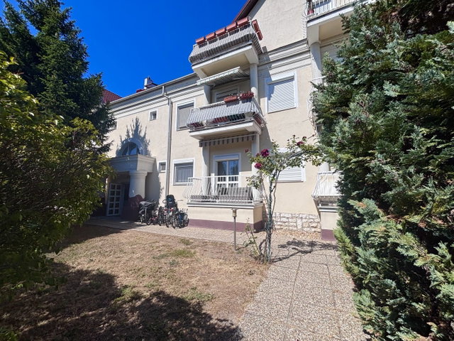 Eladó téglalakás, Balatonfüreden, Perczel Mór utcában 56.9 M Ft