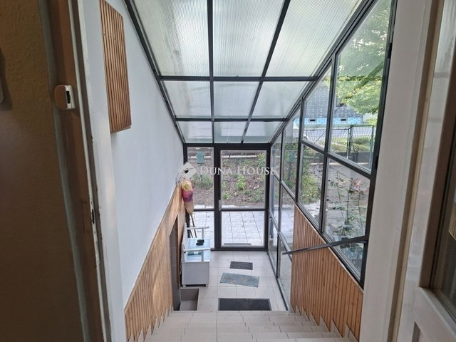 Eladó téglalakás, Gödöllőn 85 M Ft, 3 szobás