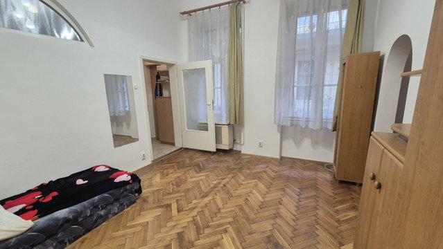 Eladó téglalakás, Budapesten, VII. kerületben, Murányi utcában