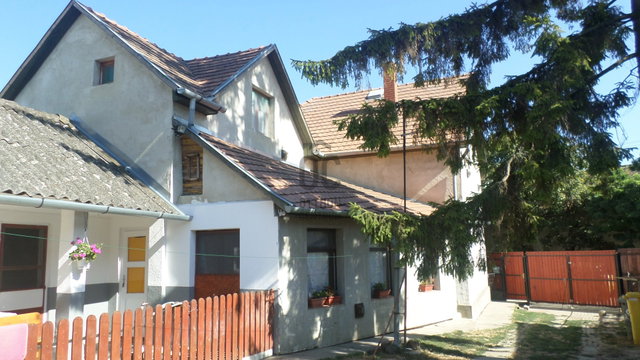 Eladó családi ház, Kunmadarason 18.5 M Ft, 4 szobás