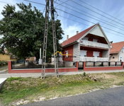 Eladó családi ház