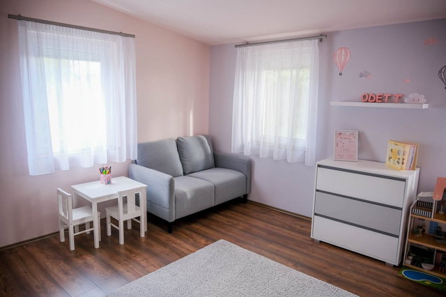 Eladó családi ház, Sukorón 90 M Ft, 2+1 szobás