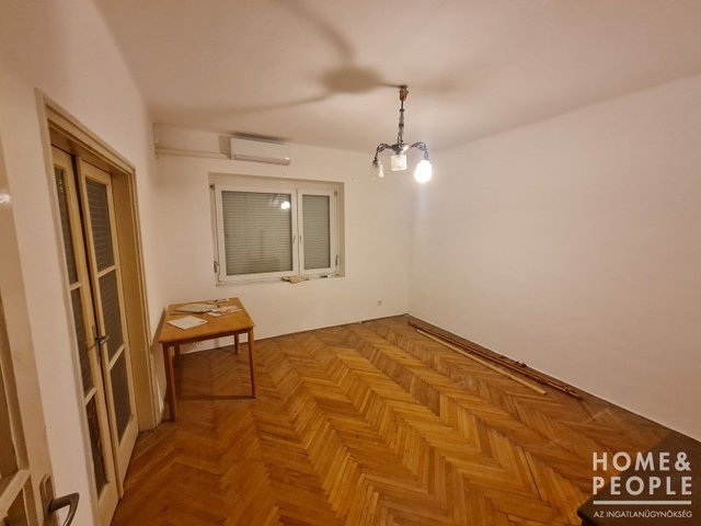 Eladó családi ház, Hódmezővásárhelyen 57 M Ft, 3 szobás