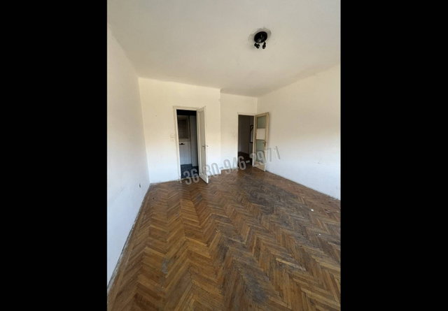 Eladó téglalakás, Budapesten, I. kerületben 69.5 M Ft, 1 szobás