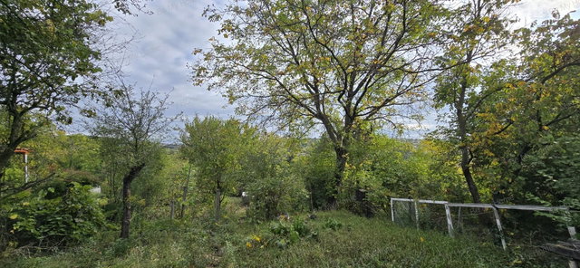 Eladó családi ház, Budapesten, III. kerületben 39.9 M Ft