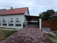 Eladó családi ház, Újszászon 17 M Ft, 3 szobás