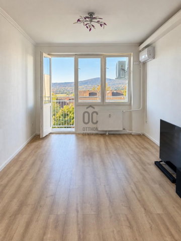 Eladó panellakás, Szentendrén 62.9 M Ft, 3 szobás