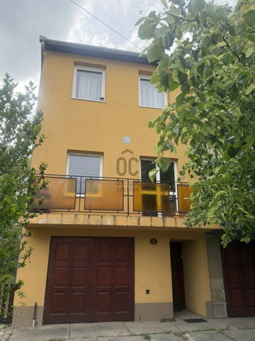 Eladó családi ház, Gönyűn 59.99 M Ft, 4 szobás