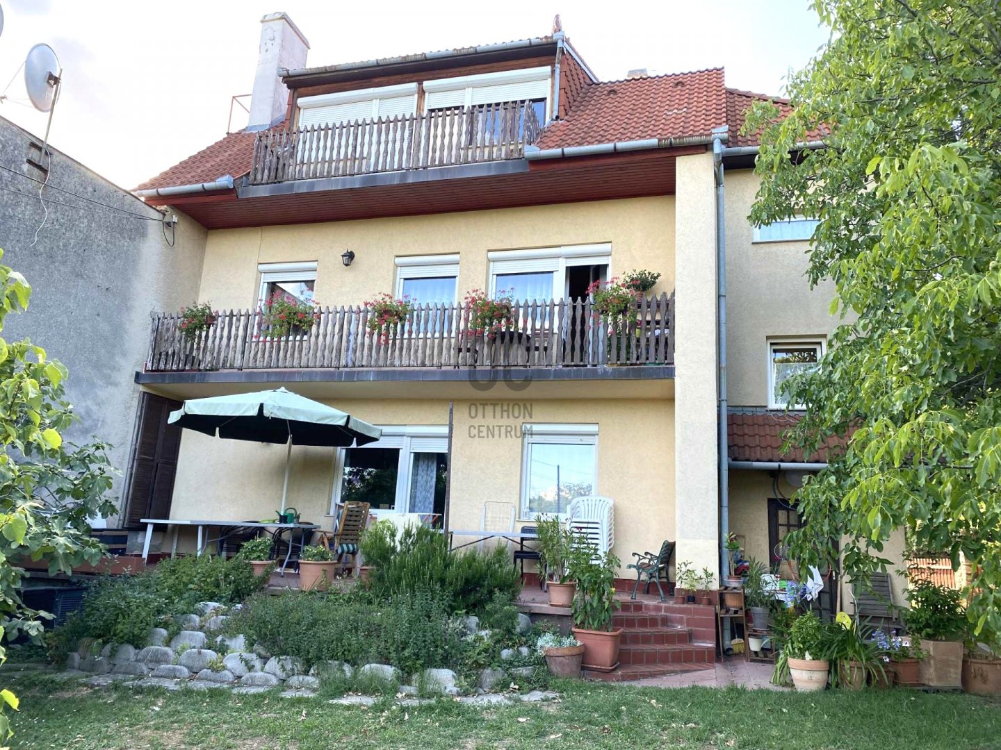 Ikerház · 7 hálószoba · 250 m² · 198.000.000 Ft
