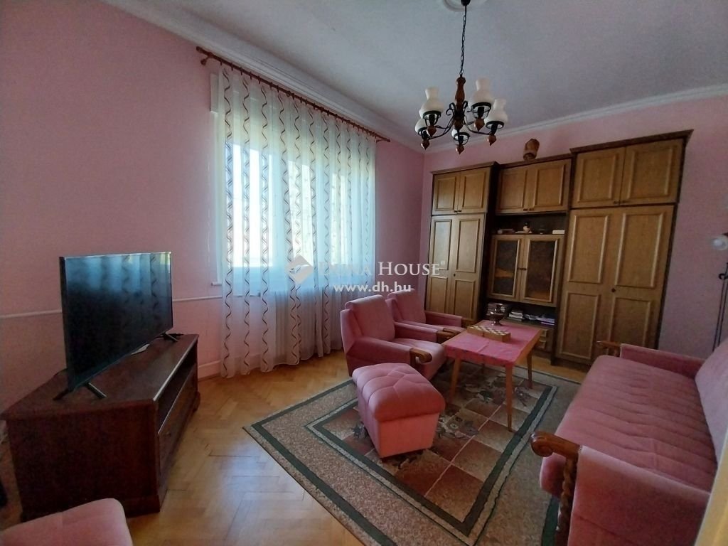 Családi ház · 4 hálószoba · 200 m² · 85.500.000 Ft