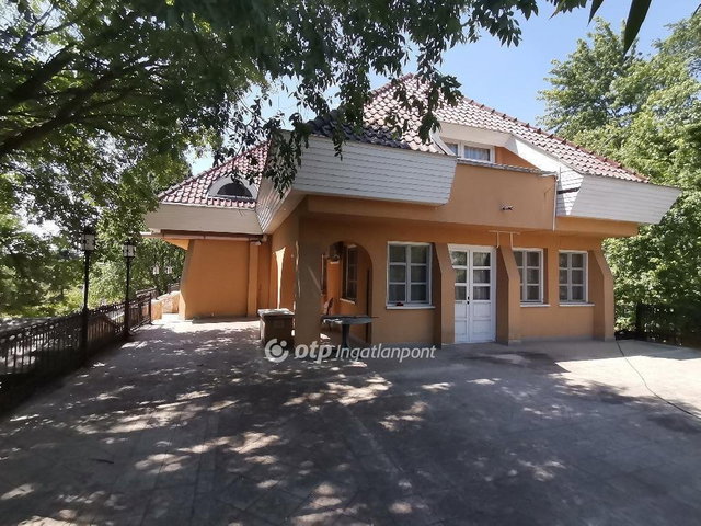 Eladó hotel, Gyulán 260 M Ft / költözzbe.hu