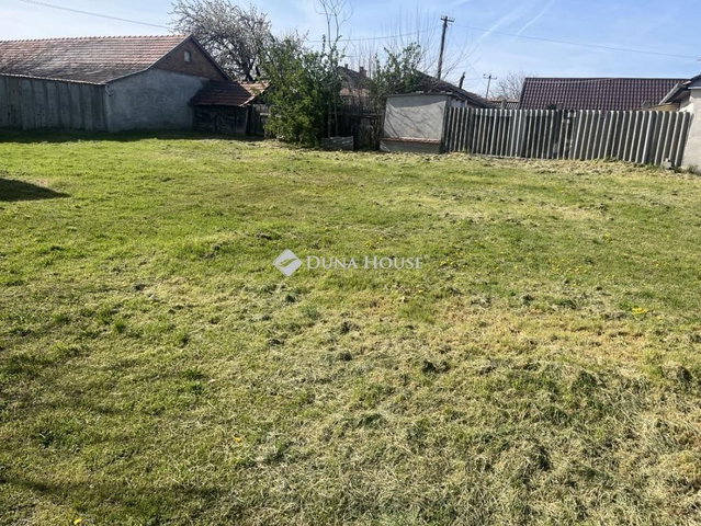 Eladó telek, Izsákon 7.8 M Ft / költözzbe.hu