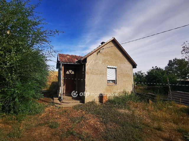 Eladó családi ház, Hajdúhadházon 15 M Ft, 2+1 szobás