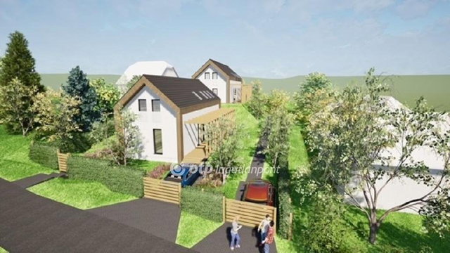 Eladó családi ház, Sukorón 111 M Ft, 2 szobás