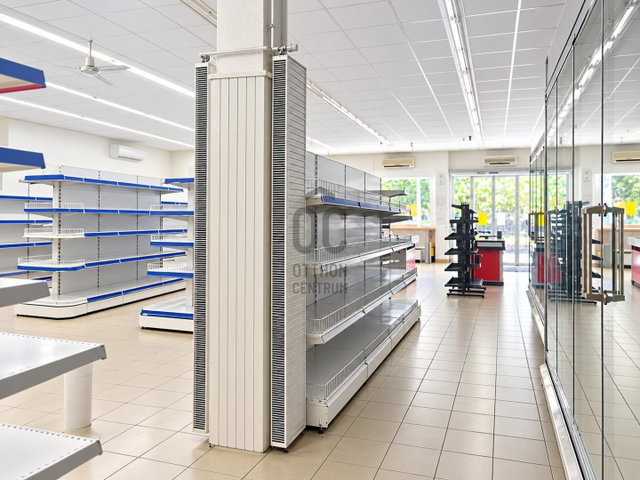 Kiadó ipari ingatlan, Debrecenben 1300 E Ft / hó