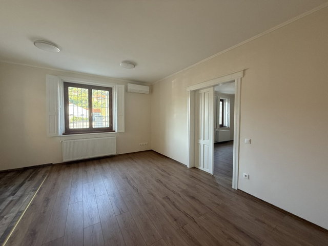 Kiadó családi ház, albérlet, Dorogon 500 E Ft / hó, 4 szobás