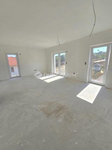 Eladó családi ház, Pécsett 149.9 M Ft, 5 szobás