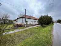 Eladó családi ház, Bakson 35 M Ft, 5 szobás
