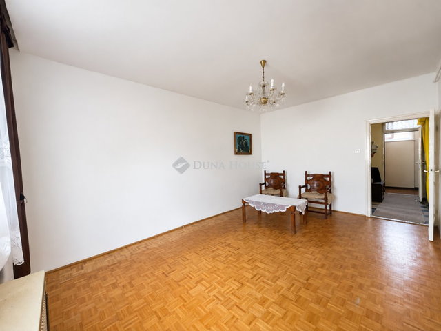 Eladó téglalakás, Nyíregyházán 43 M Ft, 2 szobás