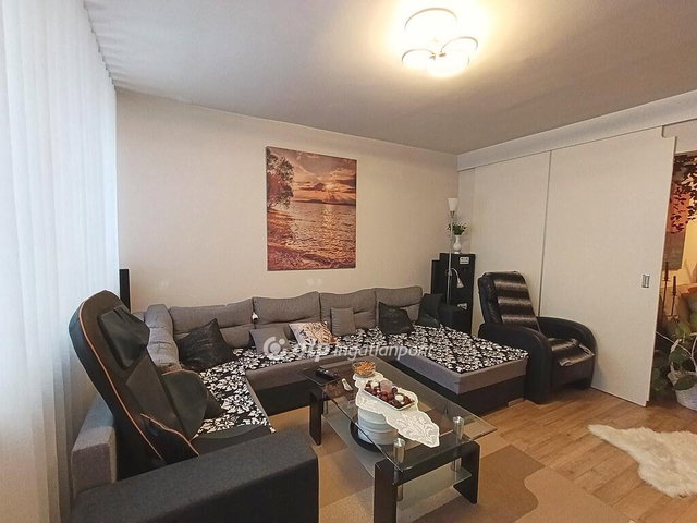 Eladó téglalakás, Mosonmagyaróváron 61.9 M Ft, 2 szobás