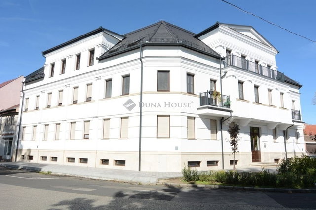 Kiadó téglalakás, albérlet, Kecskeméten 290 E Ft / hó