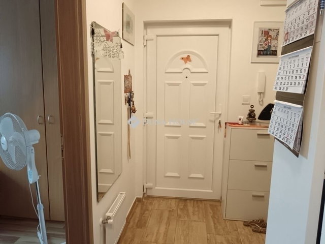 Eladó téglalakás, Üllőn 76 M Ft, 3 szobás