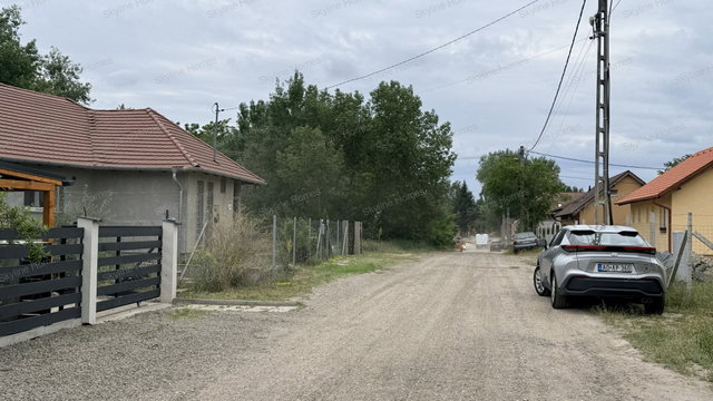 Eladó telek, Szigetszentmiklóson 20 M Ft / költözzbe.hu