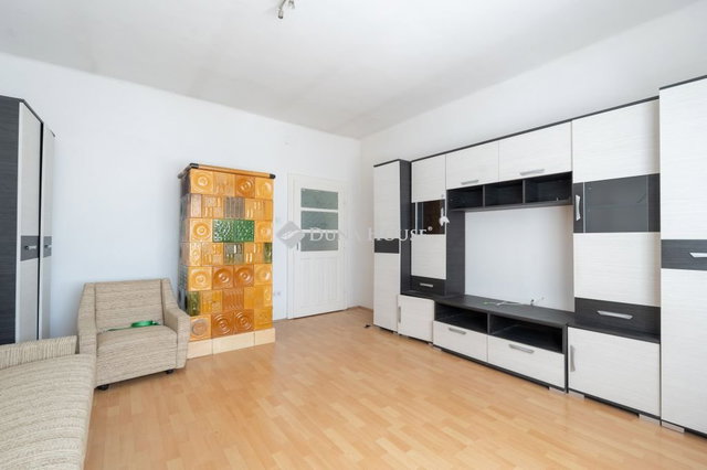 Eladó családi ház, Tardoson, Templom téren 42.9 M Ft, 3 szobás