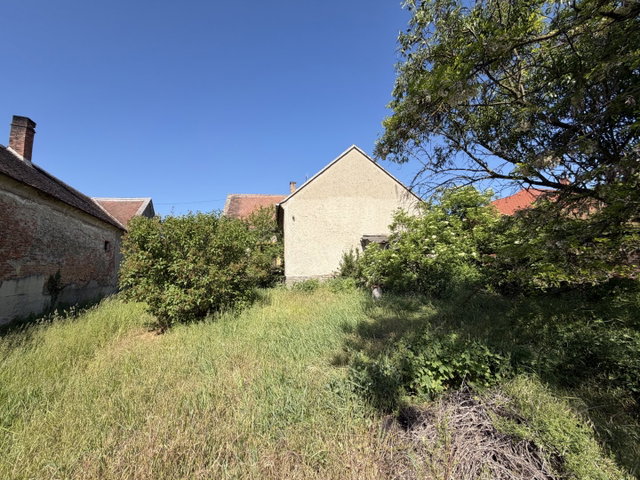 Eladó családi ház, Rábapatyon 21.5 M Ft, 2 szobás