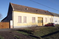 Eladó családi ház