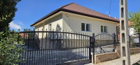 Kiadó családi ház, albérlet, Érden 600 E Ft / hó, 3 szobás