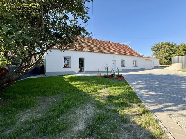 Eladó családi ház, Szentgálon 64.9 M Ft, 2 szobás
