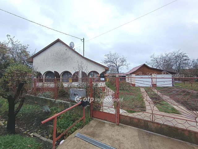 Eladó családi ház, Tiszaszentimrén 26.5 M Ft, 1+2 szobás