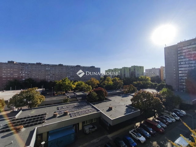 Eladó panellakás, Budapesten, XIV. kerületben 69.9 M Ft, 3 szobás