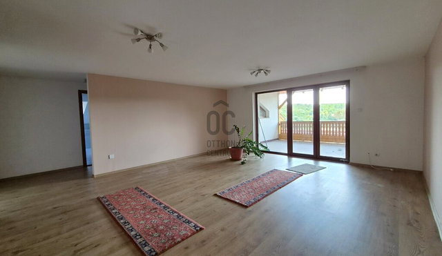 Eladó családi ház, Gombán 340 M Ft, 10 szobás
